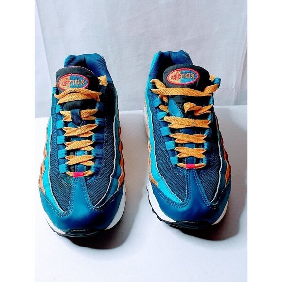 Nike Air Max 95 Big Kid's Sneakers - Picture 1 of 8